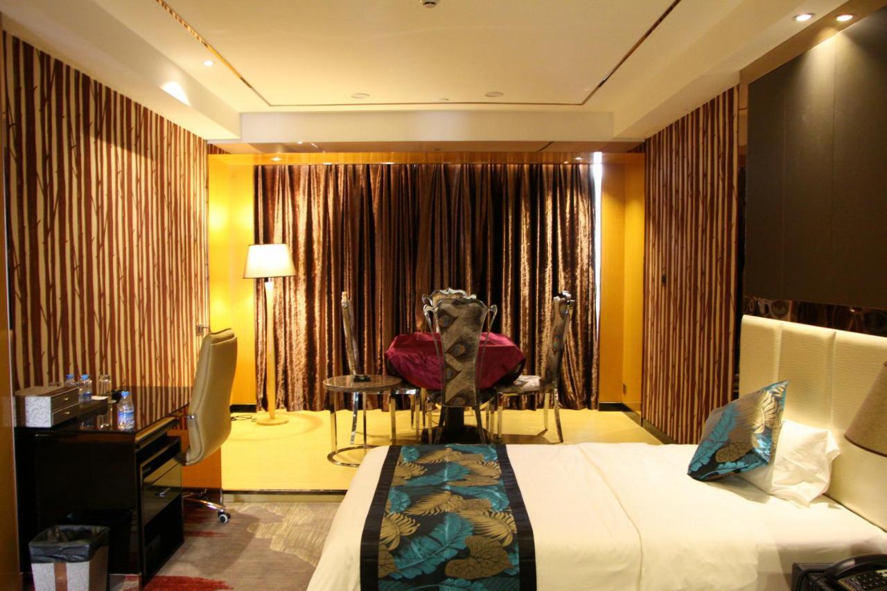 Foshan Sweet World Hotel Værelse billede